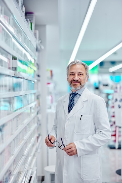 iStock-1491271200 through innovative technology pharmacist can provide better patient care and gain insight into business operations